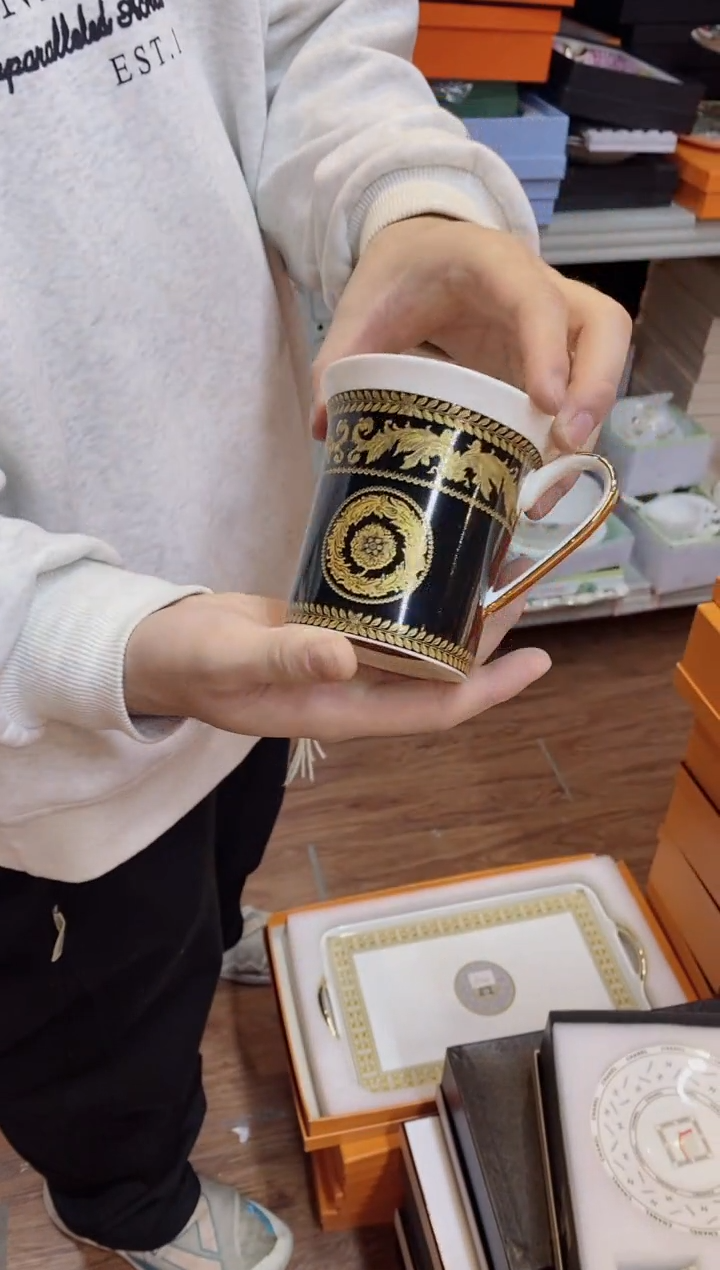 【闪购商品】杯全场正品，京东包邮