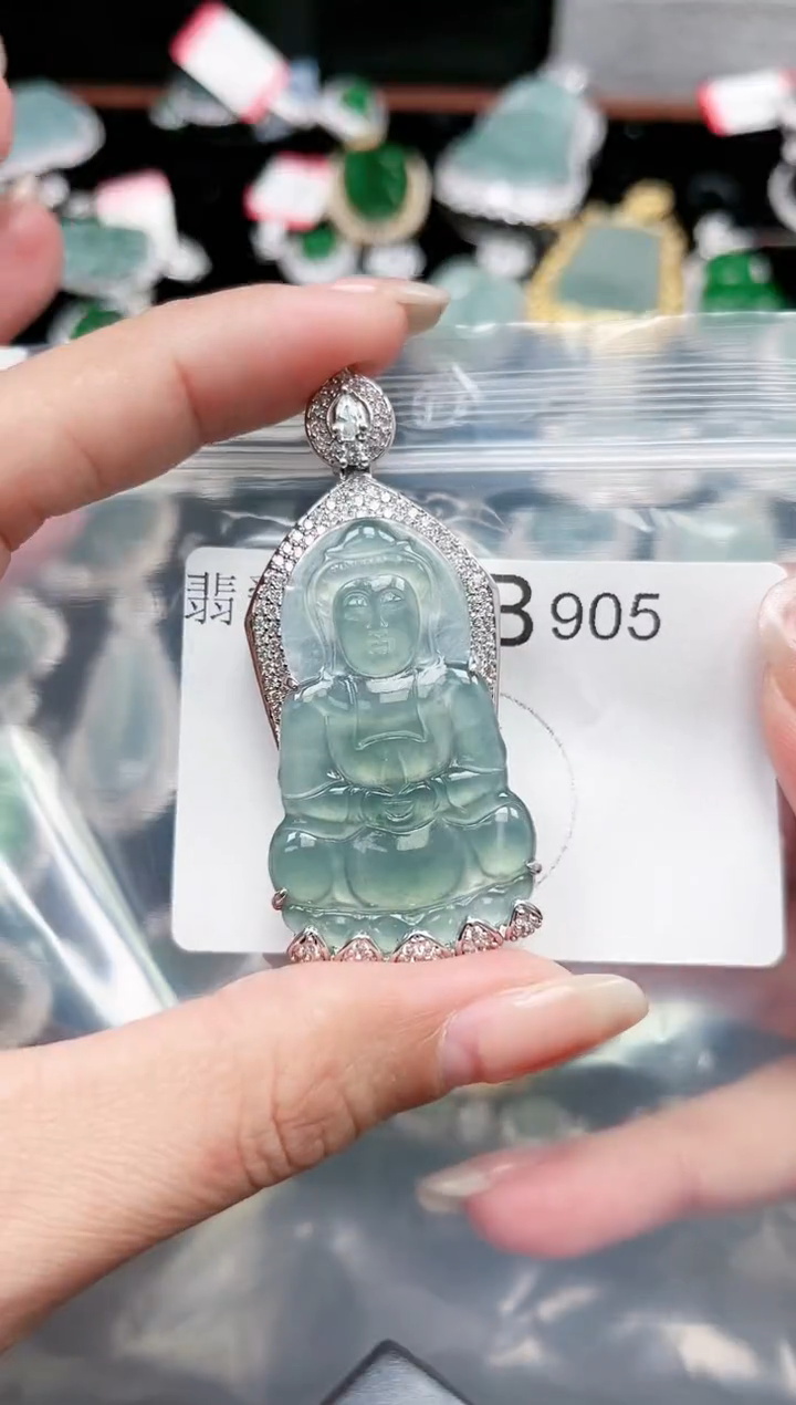 【闪购商品】翡翠颈饰未镶嵌905赠皮绳