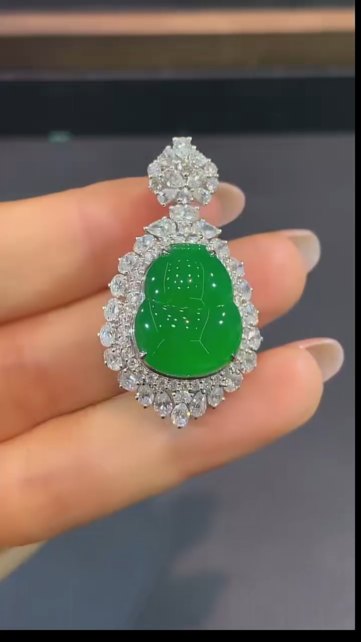 吊坠(不含链)18K金镶嵌翡翠吊坠