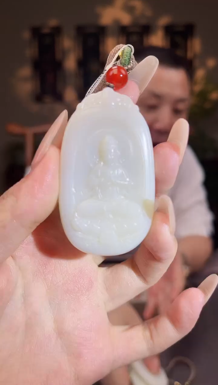 和田玉未镶嵌颈饰c193