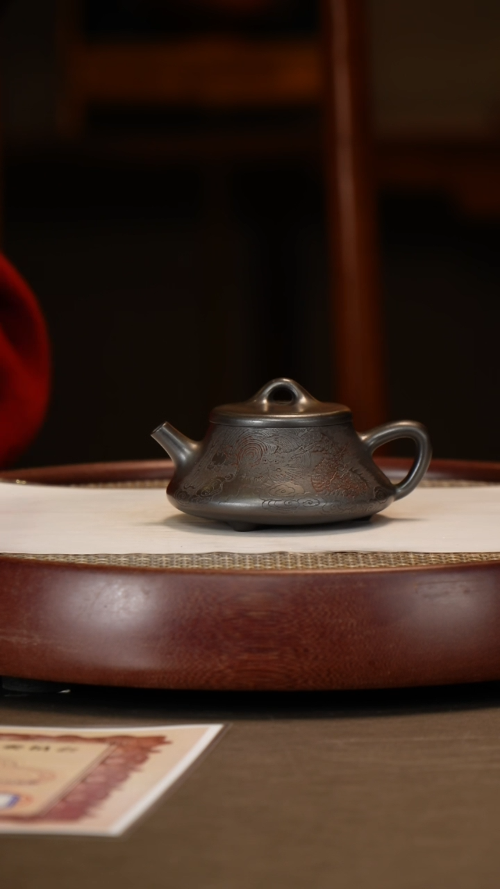 【闪购商品】紫砂茶壶【惠海勤】龙潭乌泥础瓢   190CC