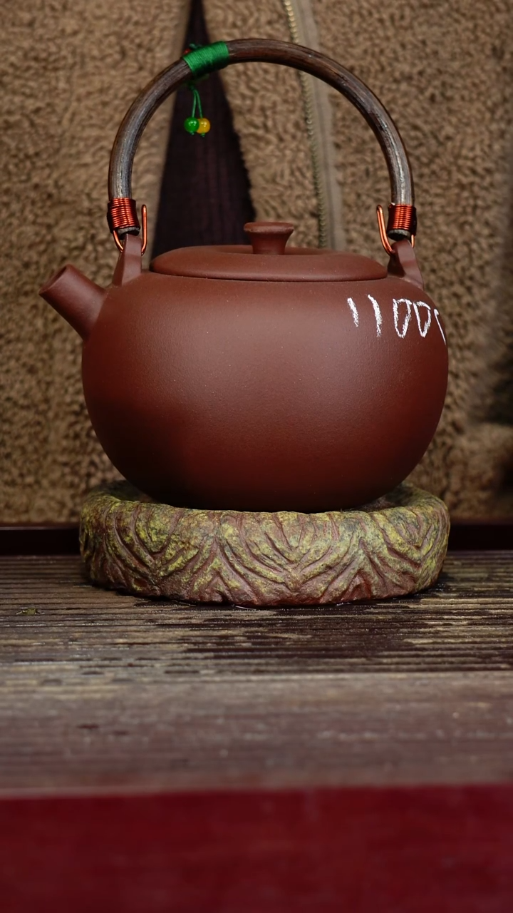宜兴原矿紫砂壶茶壶宜兴原矿紫砂壶茶壶1100C