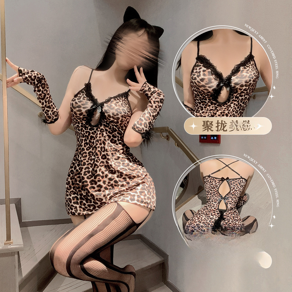 兮月【小诱惑】夏季性感纯欲蕾丝豹纹包臀吊带裙聚拢小胸显大睡裙
