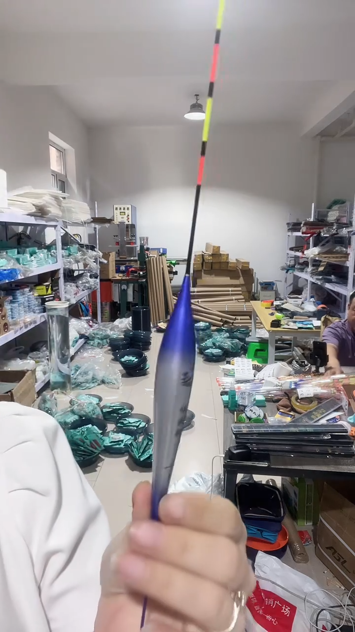 大毛  电子漂硬尾  3 4 5 6 7 8  克数  型号备注3支