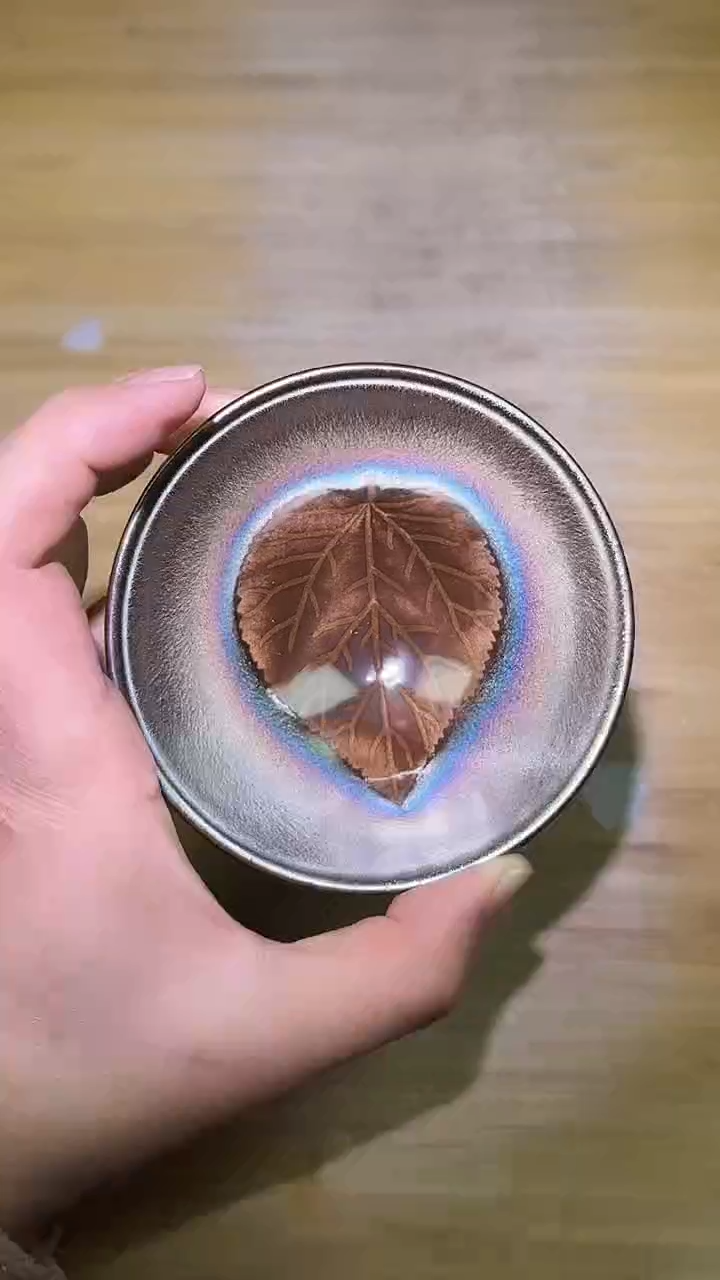 茶盏茶盏8888888888极光木叶