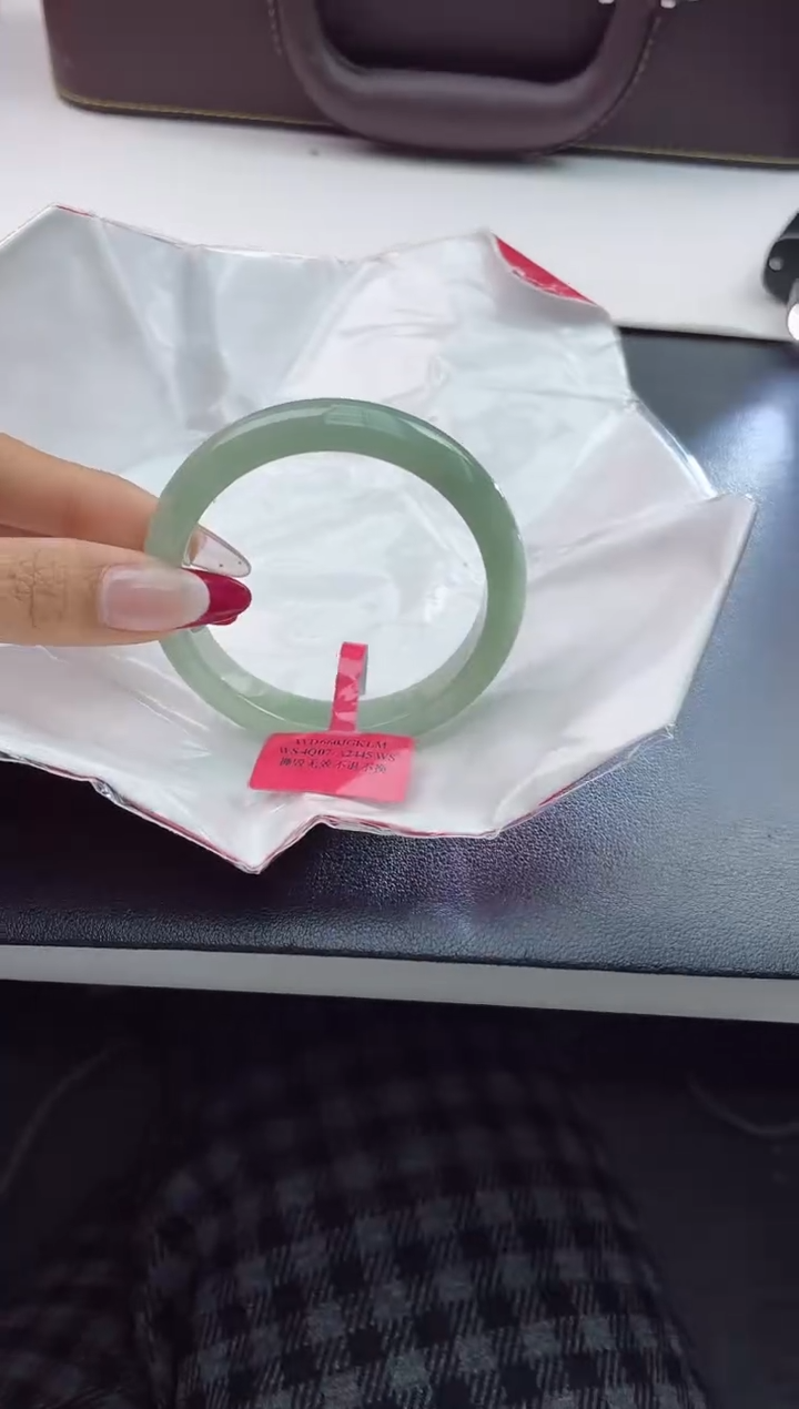 【闪购商品】翡翠手镯未镶嵌19翡翠手镯