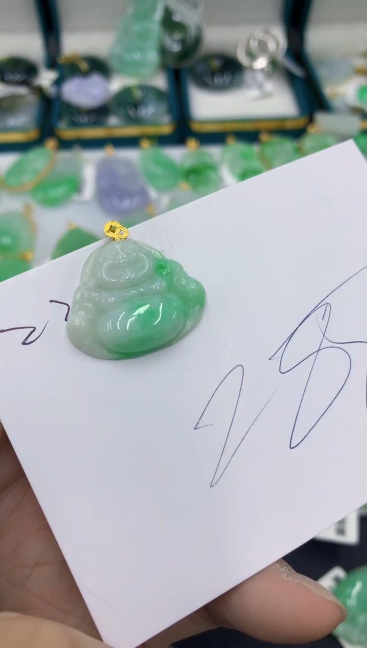 翡翠18K金镶嵌颈饰1111111111