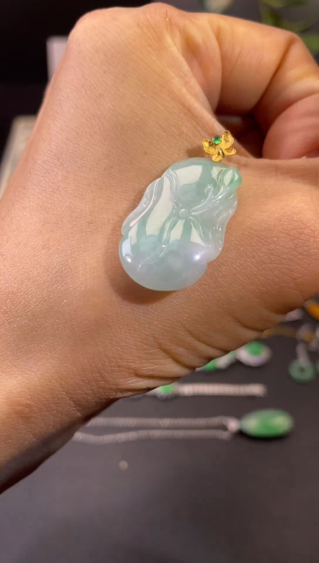 【闪购商品】翡翠颈饰18K金镶嵌5.......