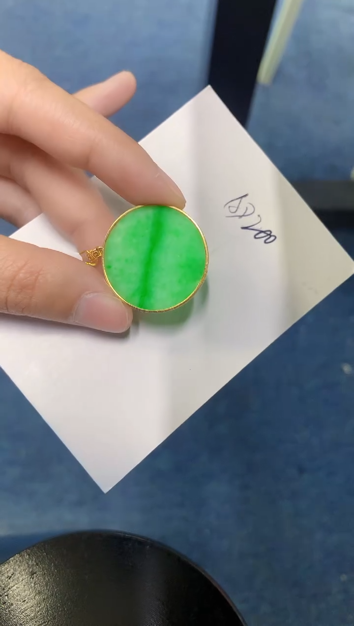 【闪购商品】翡翠颈饰18K金镶嵌000000000