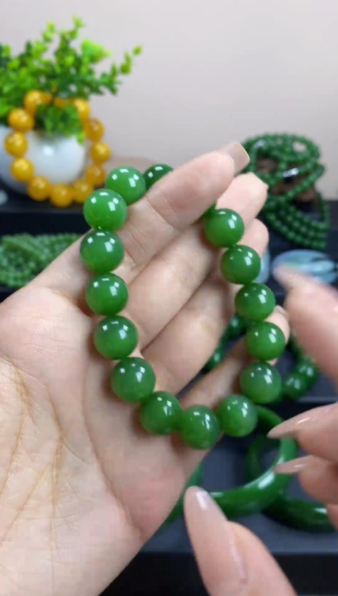 【闪购商品】和田玉（碧玉）手链未镶嵌和田碧玉12mm辣阳绿带猫手串