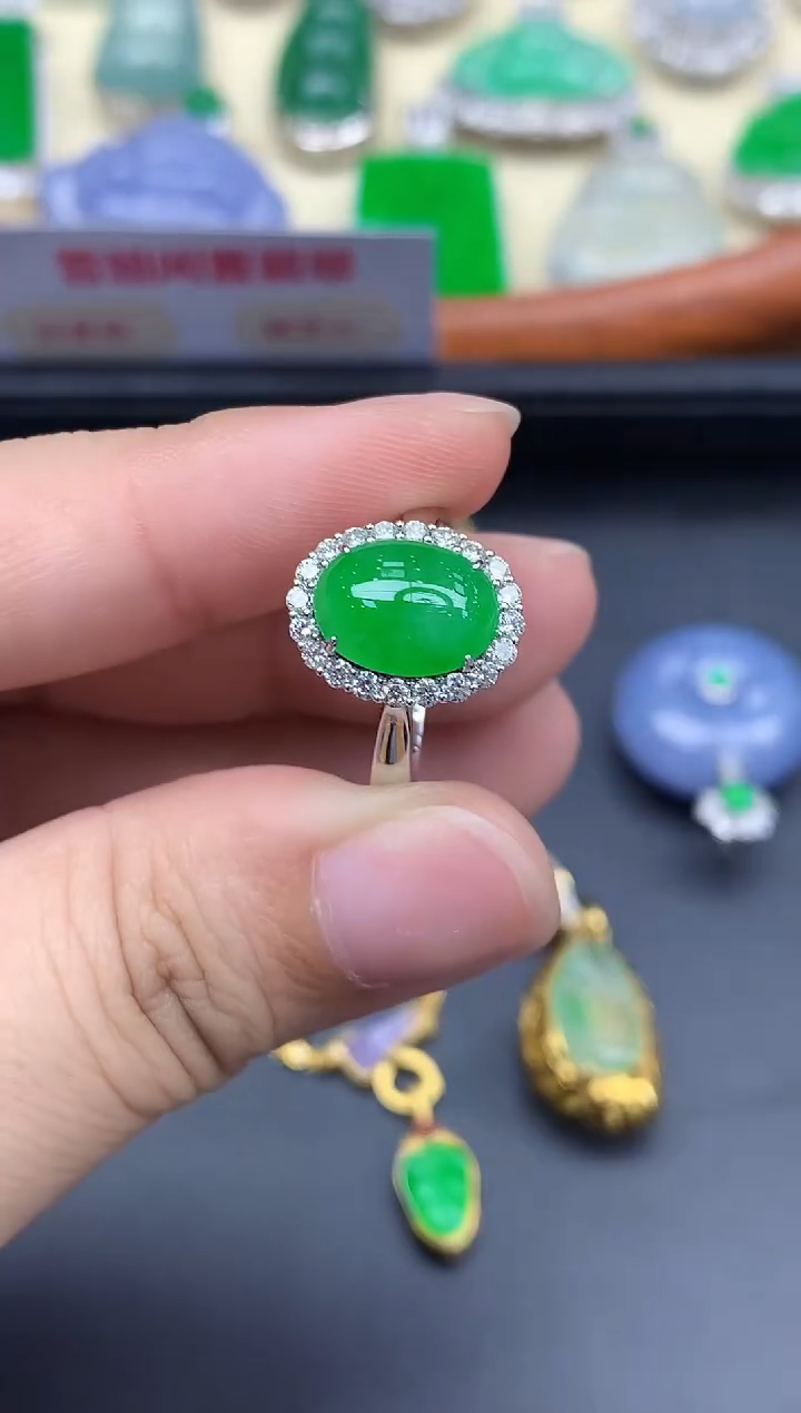 18K金镶嵌戒指翡翠488-中国好珍宝
