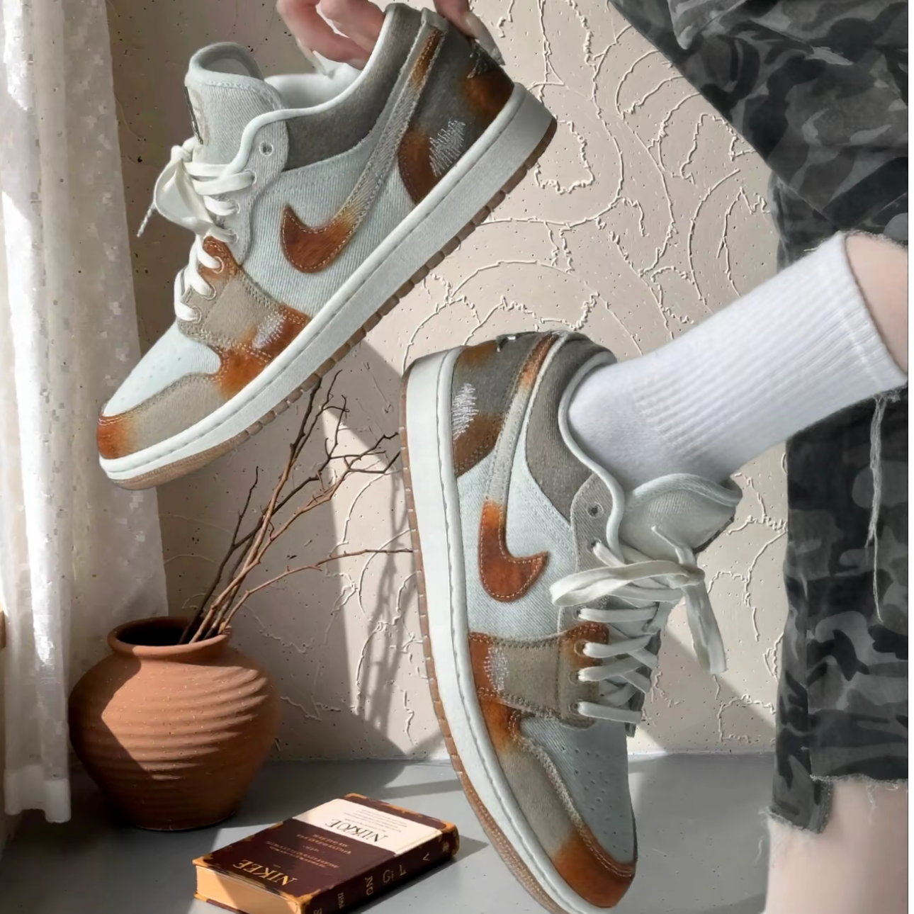 NIKE/耐克扎染牛仔 复古 AJ1 低帮休闲运动鞋流光风IM6664-991