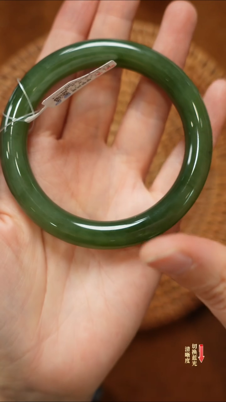 【闪购商品】和田玉手镯未镶嵌0207-032（57圈口）
