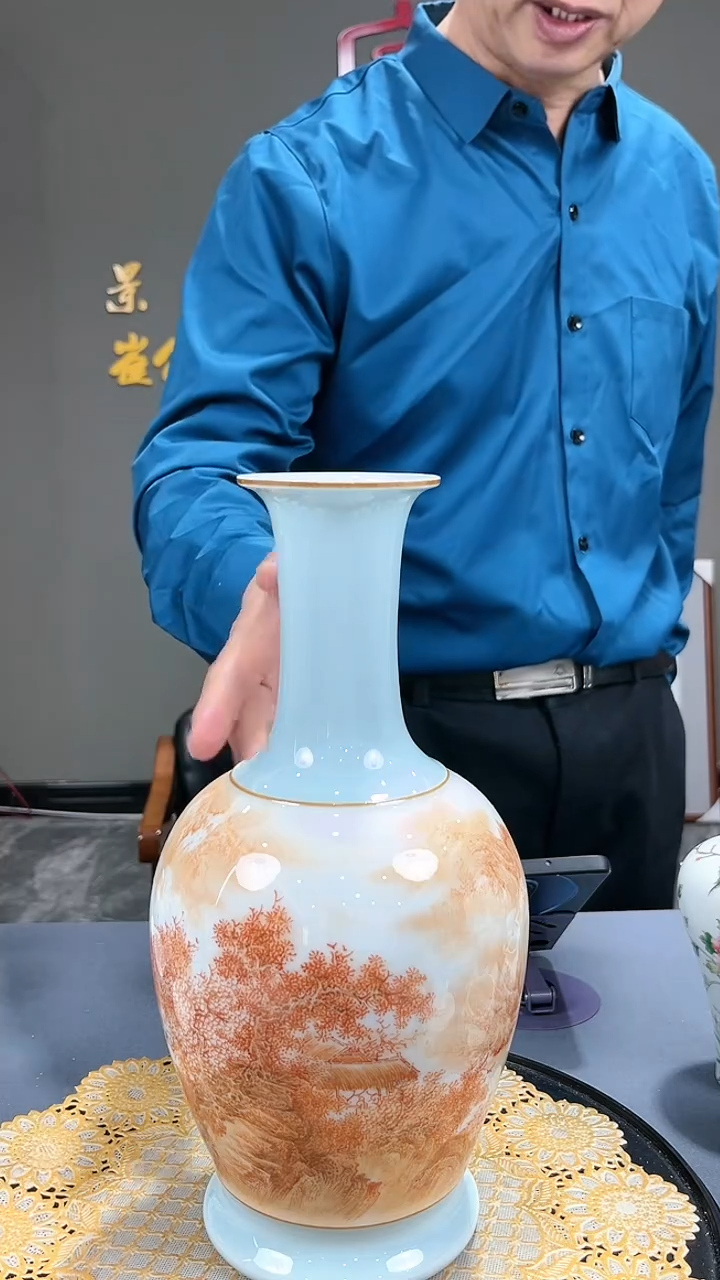 【闪购商品】官窑瓷画院240官窑瓷画院矾红山水赏瓶