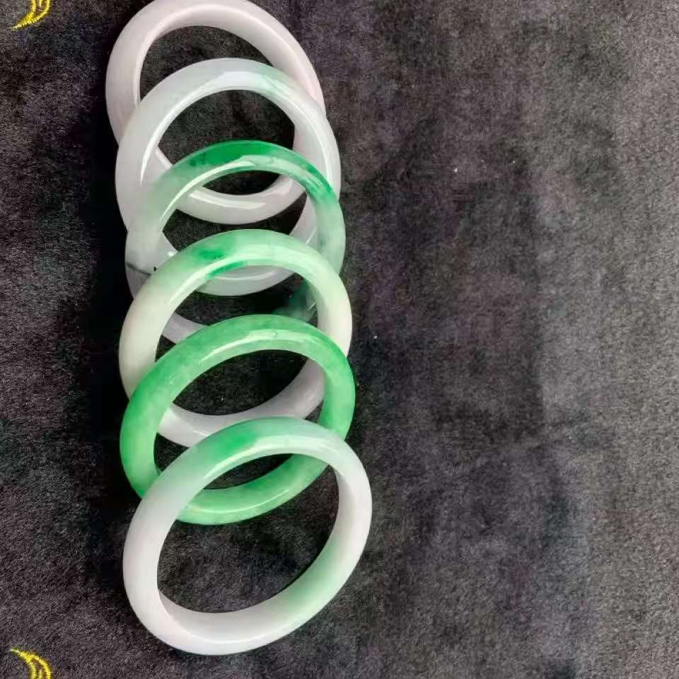 天然缅甸手镯正圈