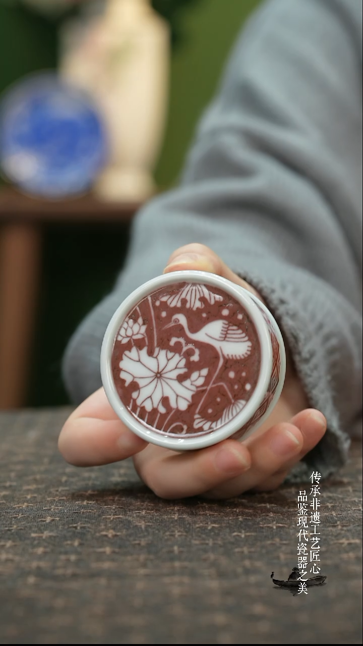 福利    仿元釉里红    一鹿连科盖置