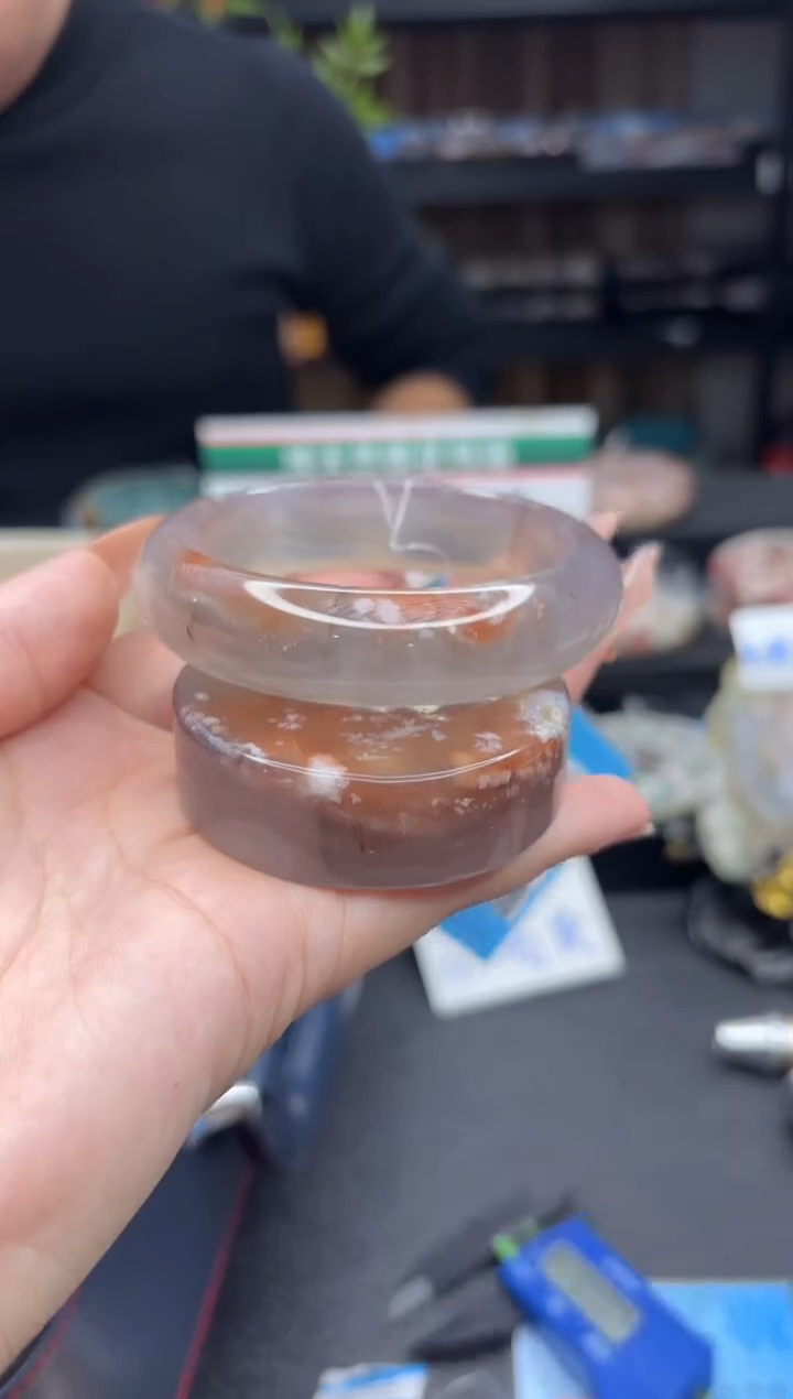 【闪购商品】石英质玉手镯未镶嵌686（59圈赠送镯心）