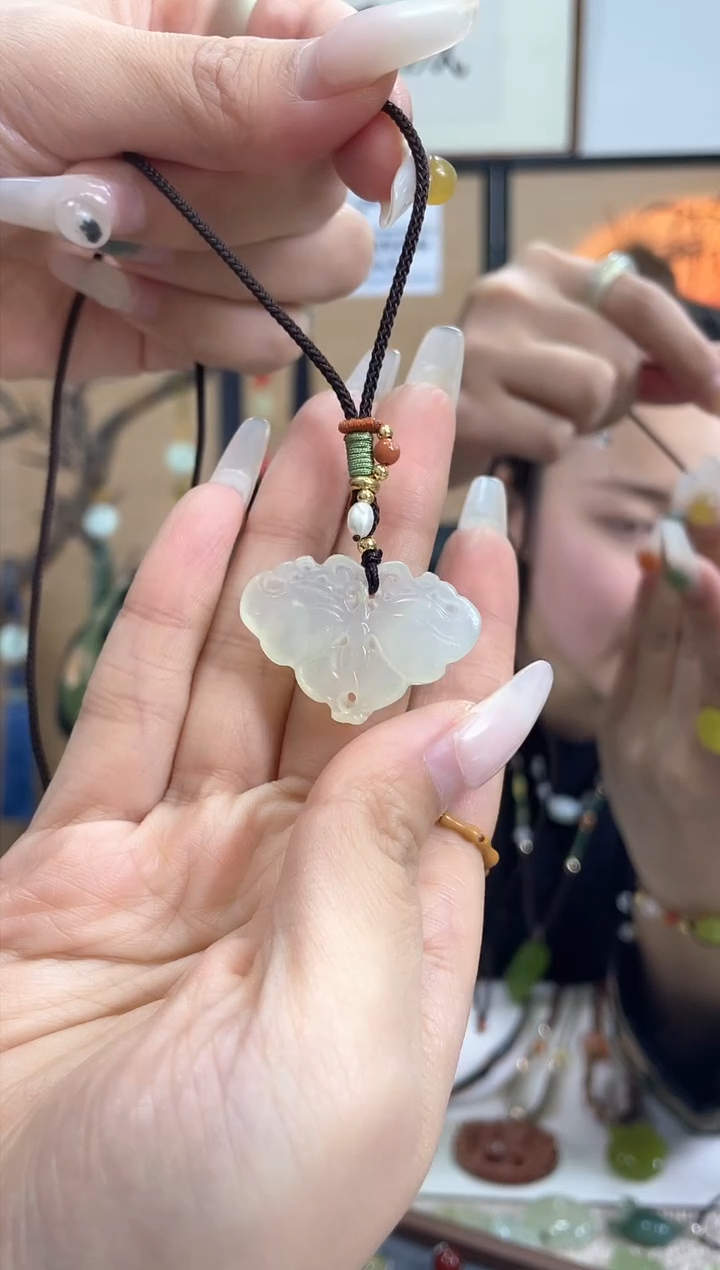 【闪购商品】岫玉吊坠未镶嵌多样性发货其中发一