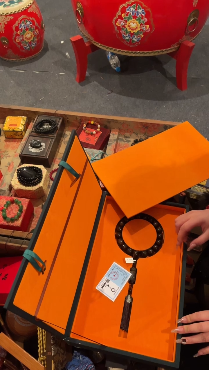 【闪购商品】一一一一一一一沉手持