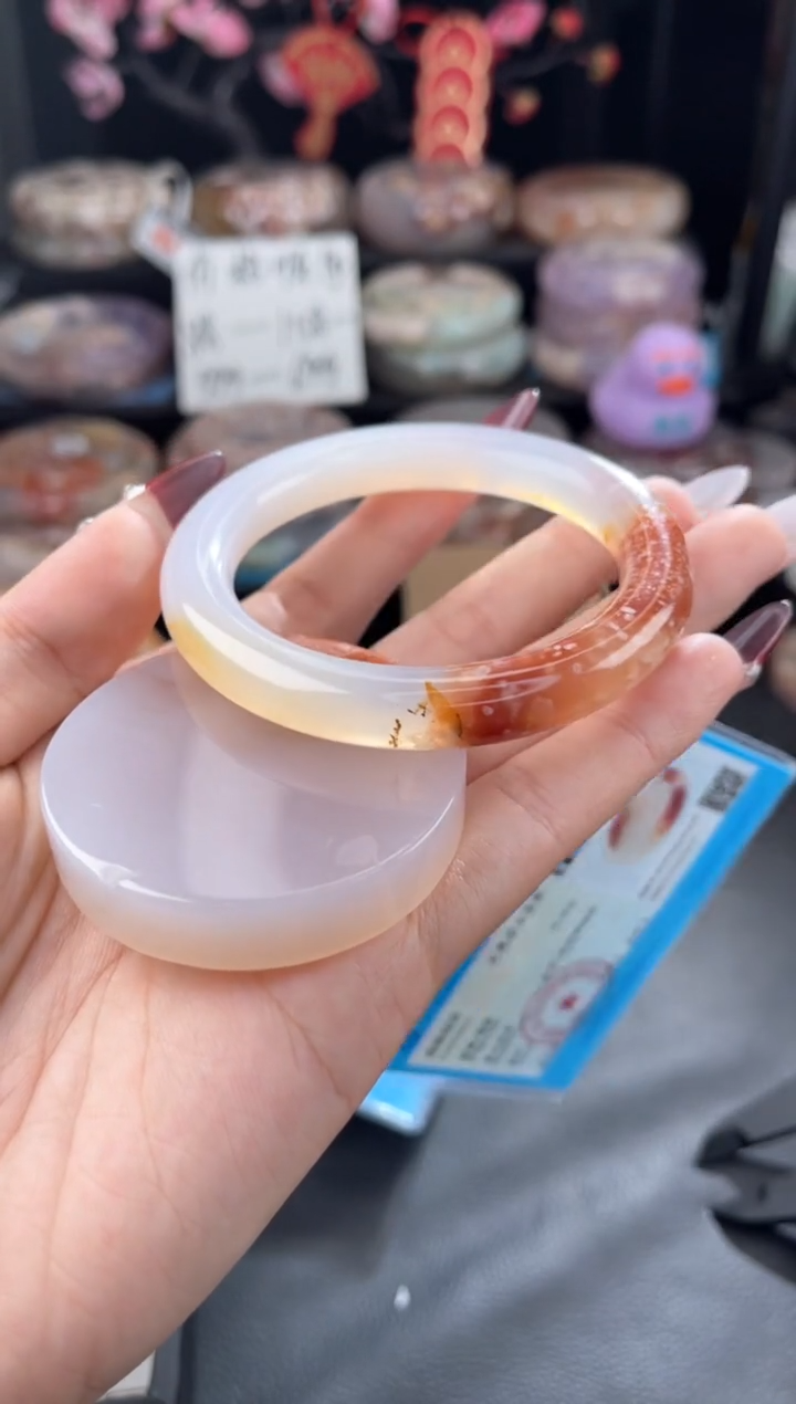 【闪购商品】石英质玉手镯未镶嵌54