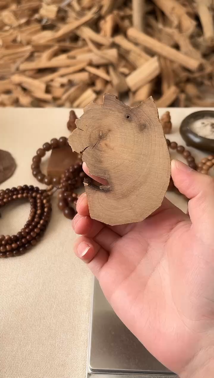 檀香木手串/手链?**️正区老山檀 虫漏片片 福利