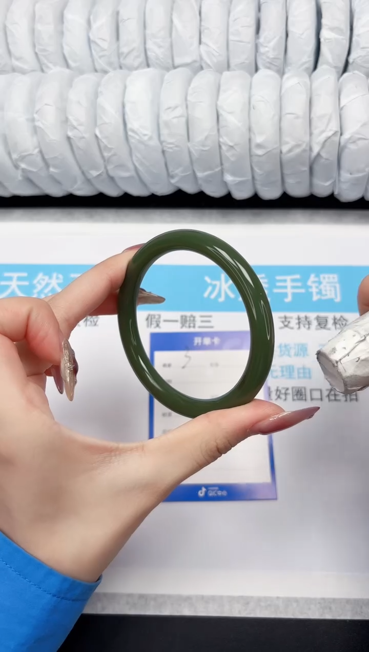【闪购商品】石英质玉手镯未镶嵌3-58.5