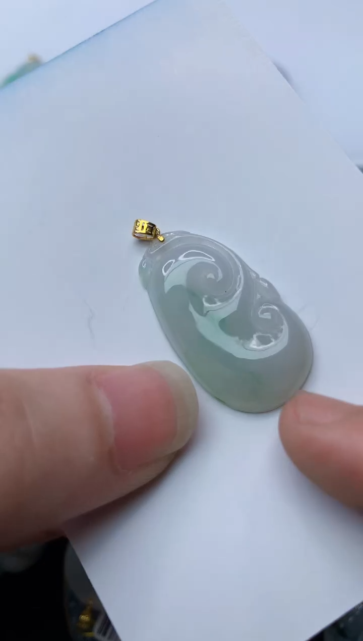 【闪购商品】翡翠颈饰18K金镶嵌56.......