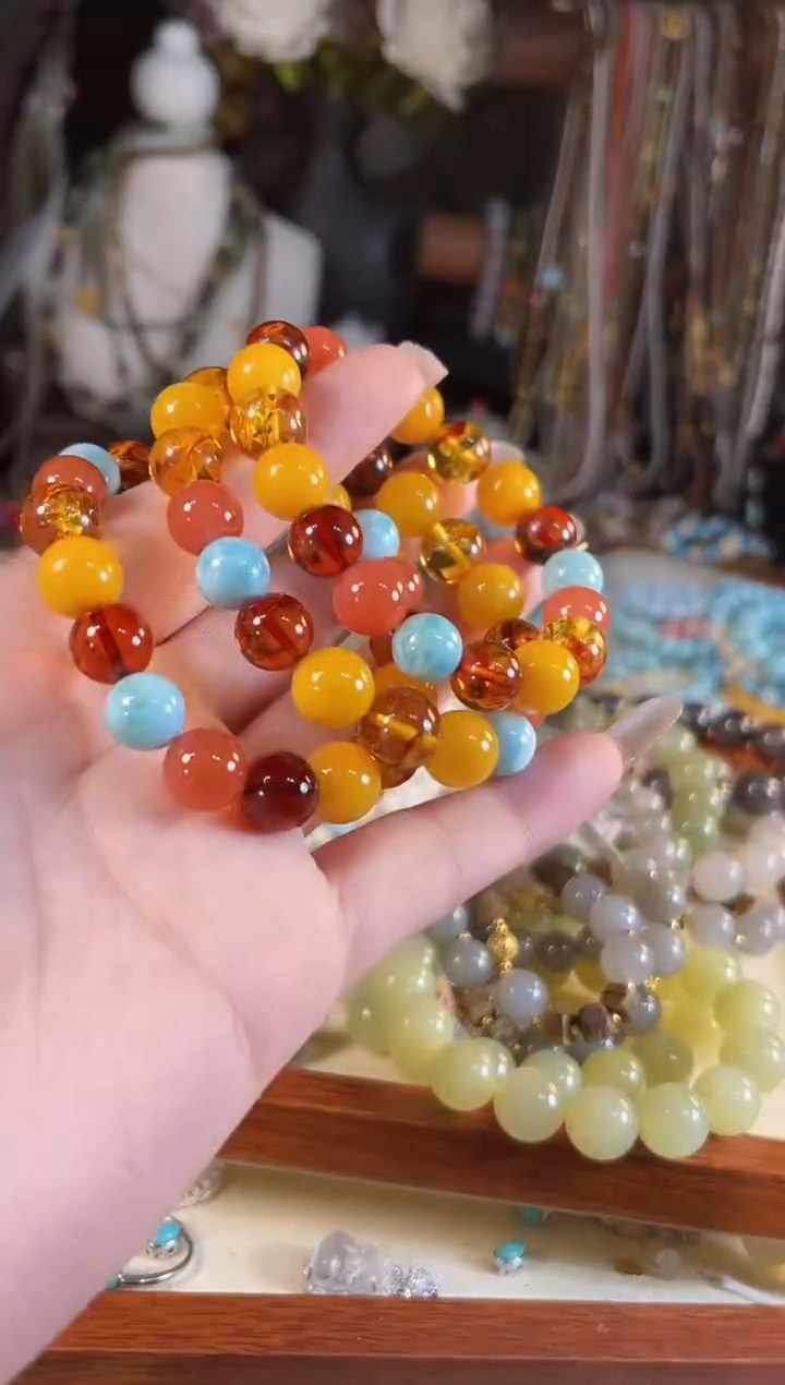 【闪购商品】蜜蜡手链未镶嵌多样性发货其一