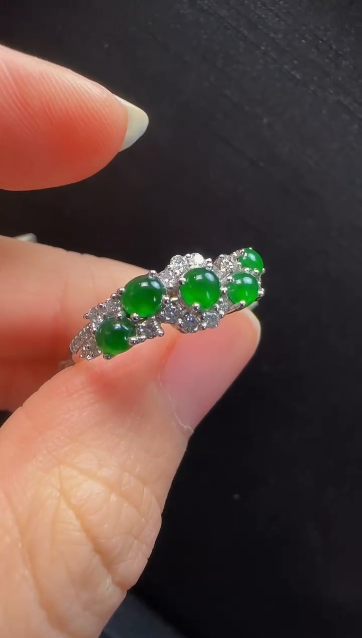 【闪购商品】翡翠戒指18K金镶嵌447蛋面一枚