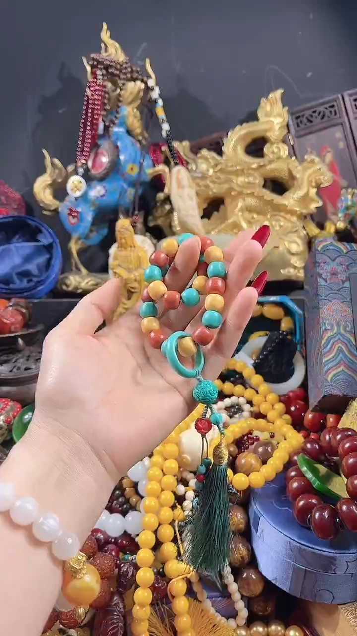 【闪购商品】蜜蜡手串未镶嵌【闪购商品】跑圈手串39