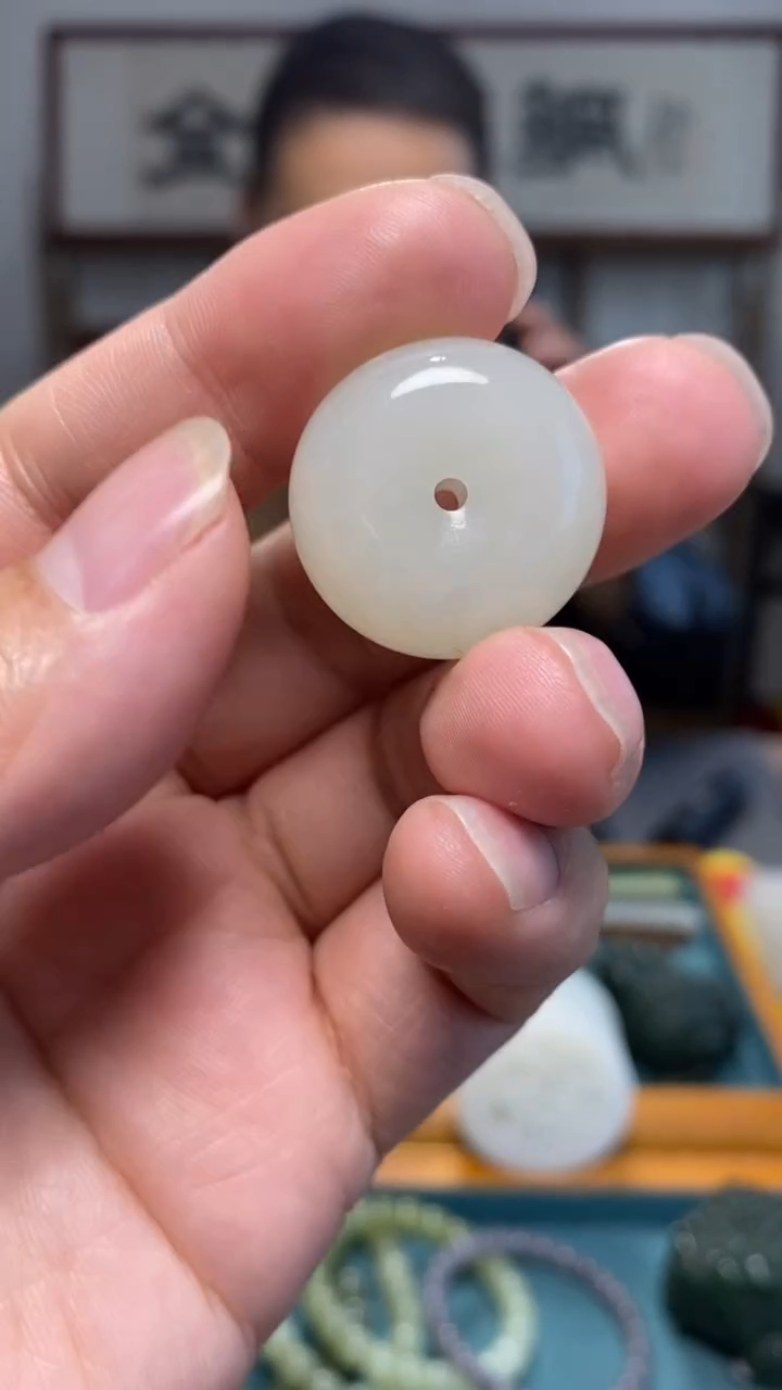 颈饰未镶嵌和田玉9