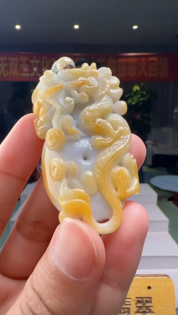 翡翠未镶嵌颈饰XM@@60B7J16540