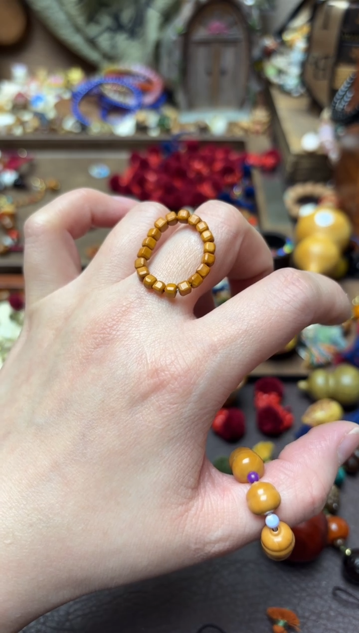 把件橄榄核四方戒指