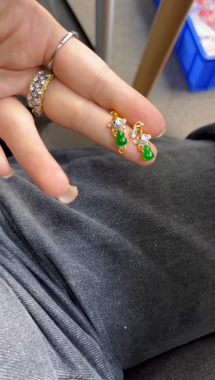 【闪购商品】翡翠耳饰银S925镶嵌0985045427