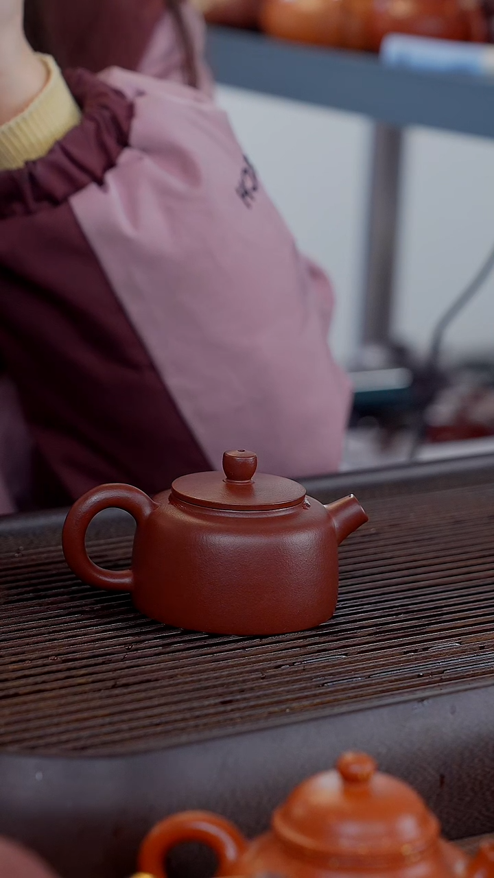 【闪购商品】紫砂茶壶老紫泥光素平盖炮嘴德钟