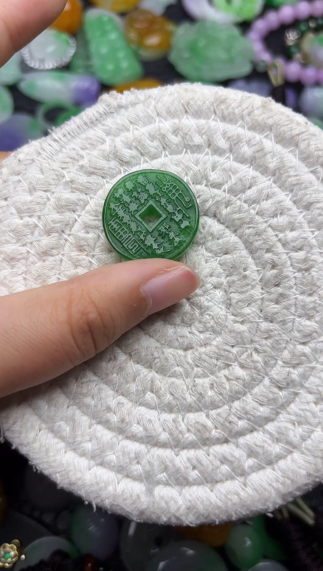 颈饰未镶嵌翡翠缅甸翡翠吊坠