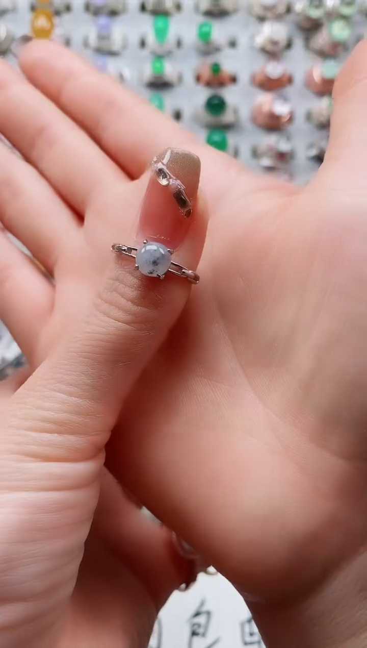 【闪购商品】翡翠戒指银S925镶嵌天然翡翠女戒