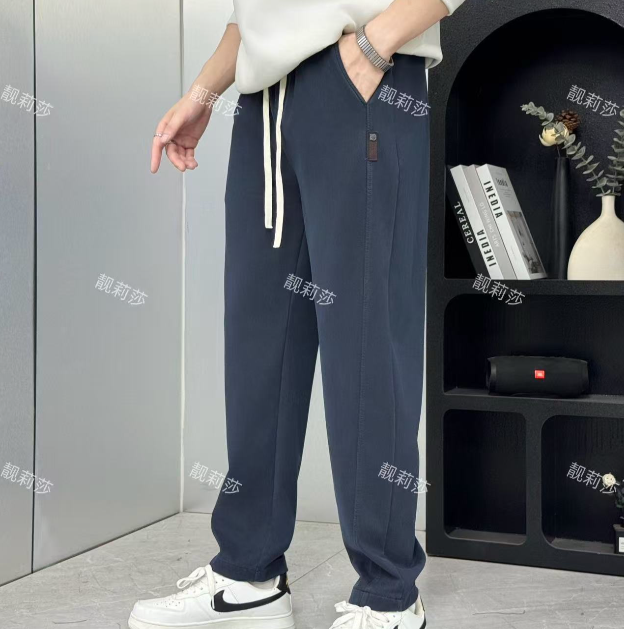 【靓衣园】时尚男士双杠水洗棉加绒加厚牛仔裤（5556）