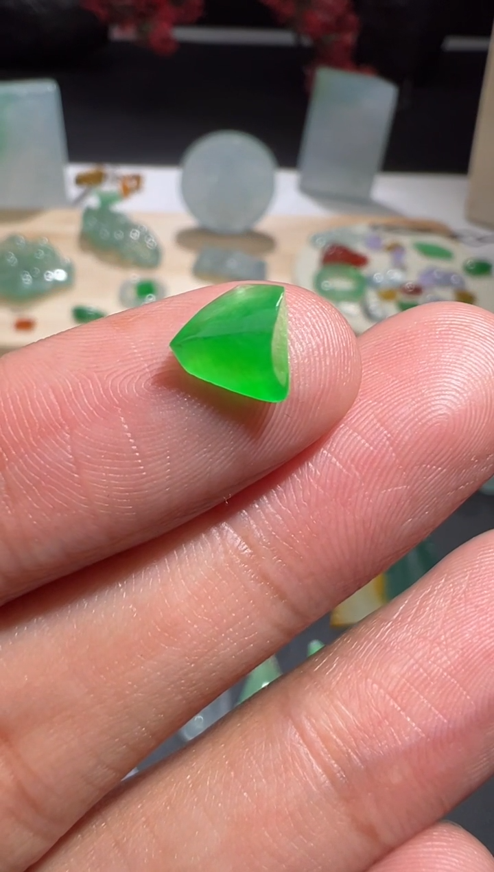 【闪购商品】定制翡翠未镶嵌天然缅甸A货翡翠