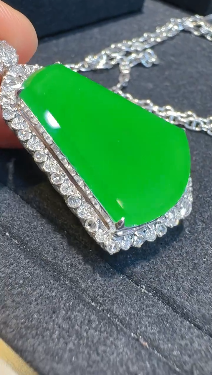 翡翠18K金镶嵌吊坠(不含链)多样性团购发一件