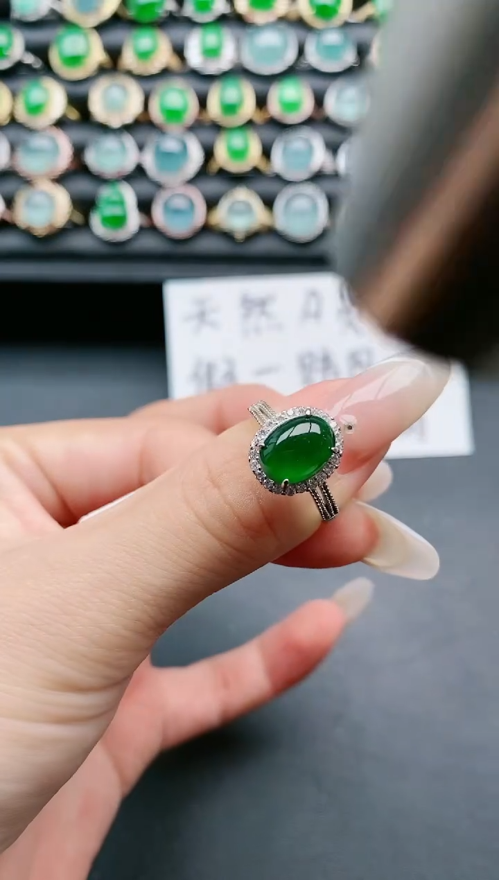 【闪购商品】翡翠戒指银S925镶嵌111111