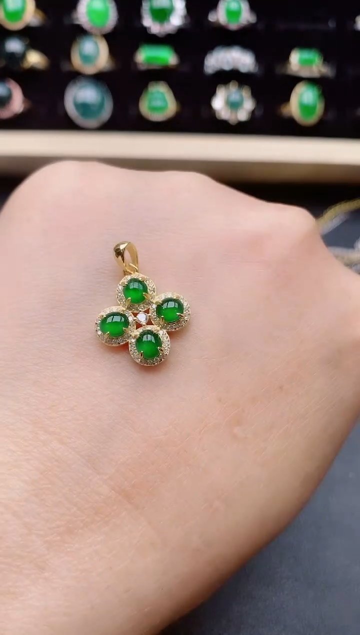 【闪购商品】翡翠吊坠(赠链)银S925镶嵌580850