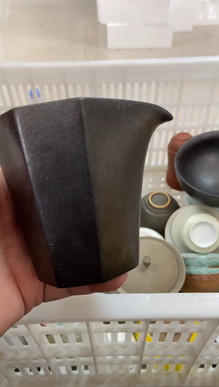 杯子瓷无运费险有瑕疵的摄影的产品有使用过的痕迹有点脏介意勿拍