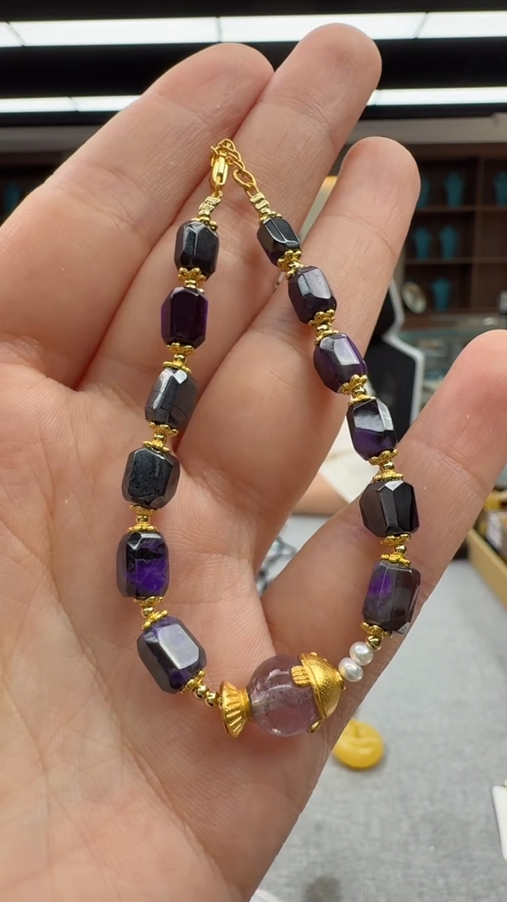 未镶嵌苏纪石（舒俱来）手链208秒拍号    假一赔三