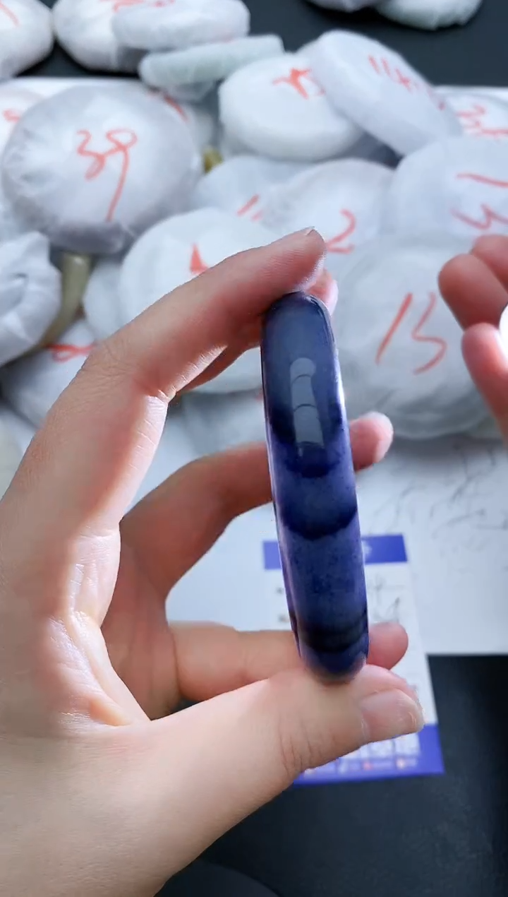 【闪购商品】石英质玉手镯未镶嵌354+55/56