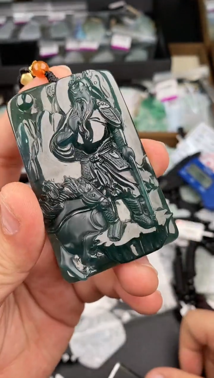 【闪购商品】翡翠颈饰未镶嵌  天然翡翠，一物一图