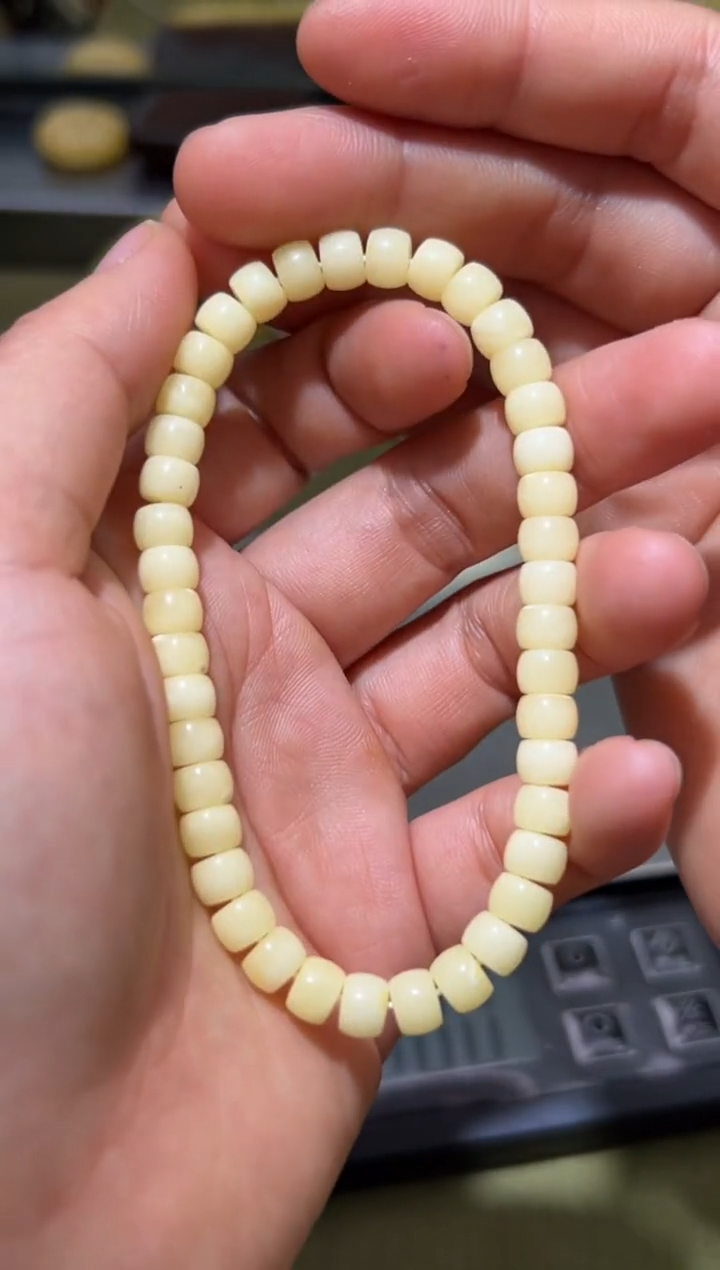 裸石琥珀未镶嵌琥珀蜜蜡手串