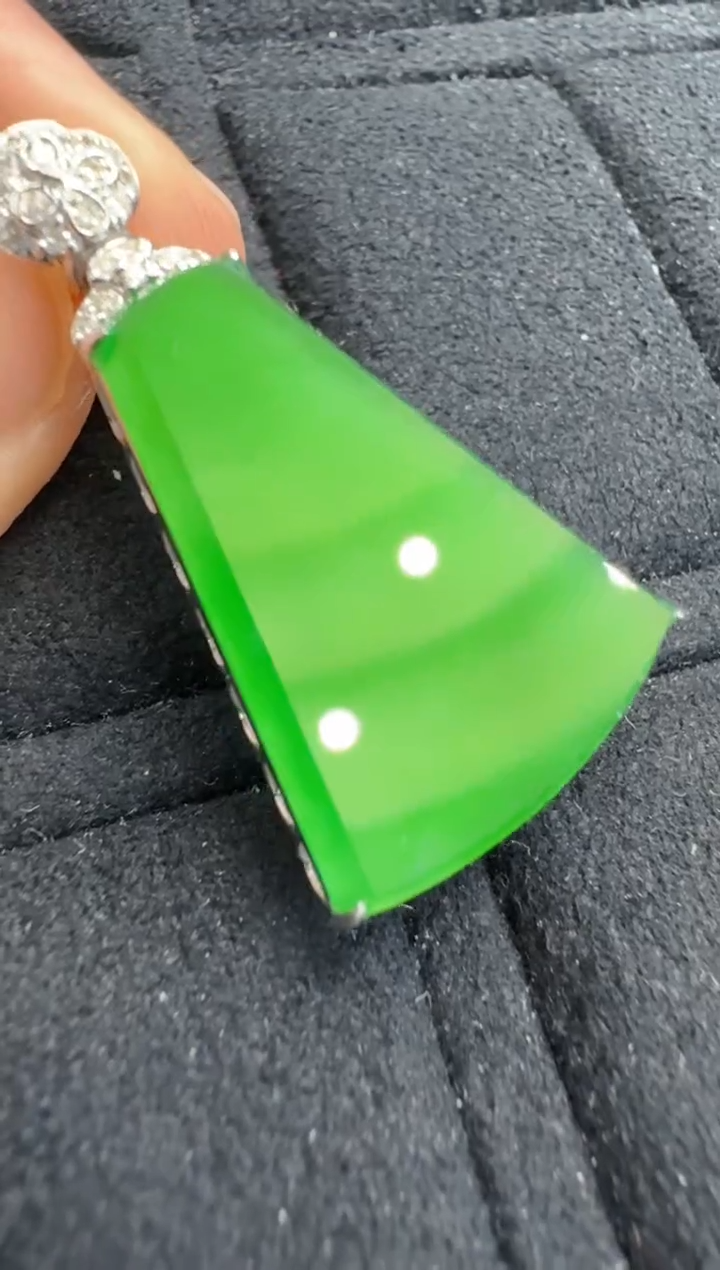 【闪购商品】翡翠吊坠(不含链)18K金镶嵌多样性团购发一件