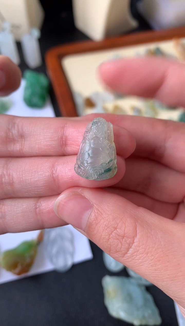 【闪购商品】定制翡翠未镶嵌翡翠