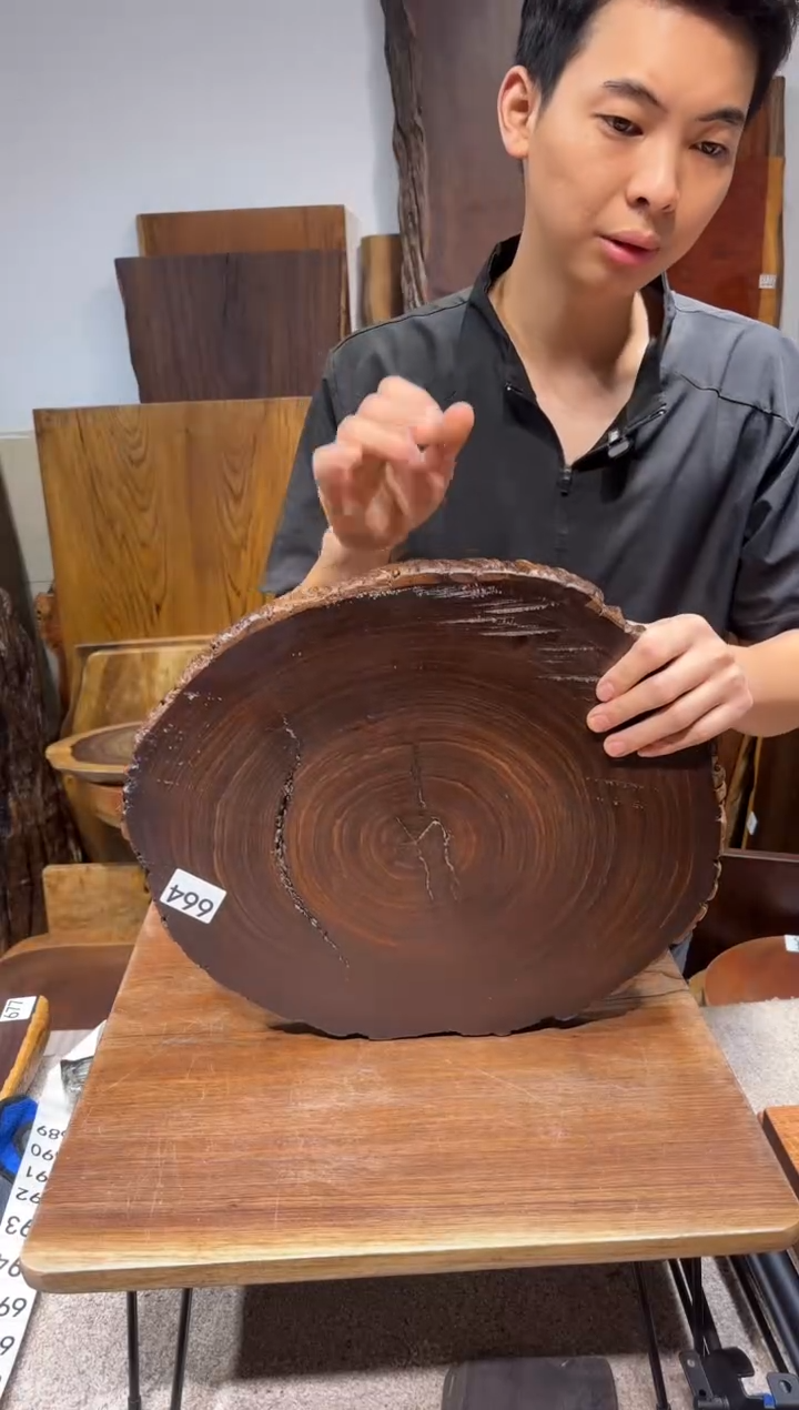 风车木（黑檀木）尺寸43*36*3编号664